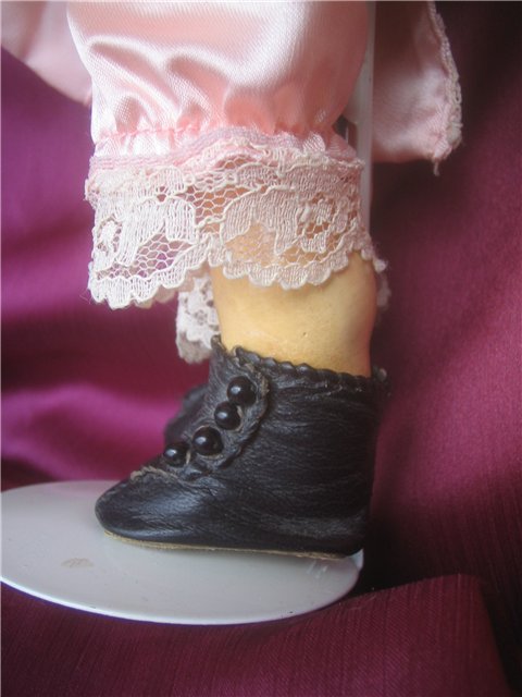 Шарнирная девочка от JDK. Реплика старинной куклы (фото 4)