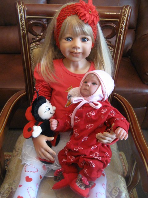 Мои малышки и их красивые няньки (фото 4)