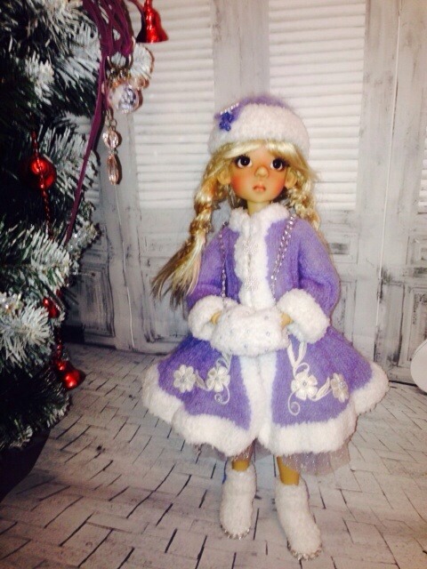 Вот и Новый год! Снегурочка от Kaye Wiggs