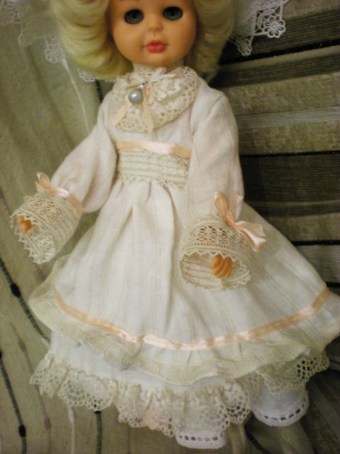 Не антикварное платье для не антикварной куклы (фото 8)