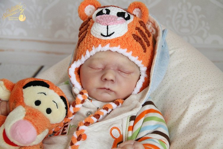 Макарик в роли Тигрули. Кукла реборн Наталии Сомовой