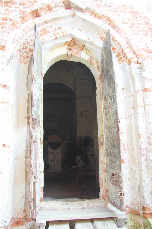 Иваниши. Храм Успения Пресвятой Богородицы