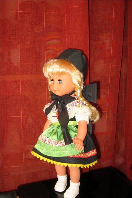 Куклы в народных костюмах