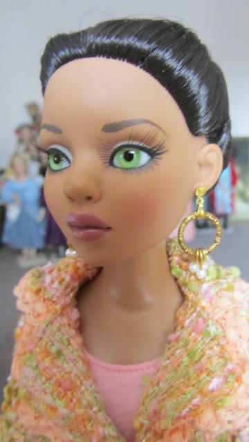 Думала обыкновенная Tonner Ellowyne, но наши люди... подсказали, что все не так просто (фото 5)