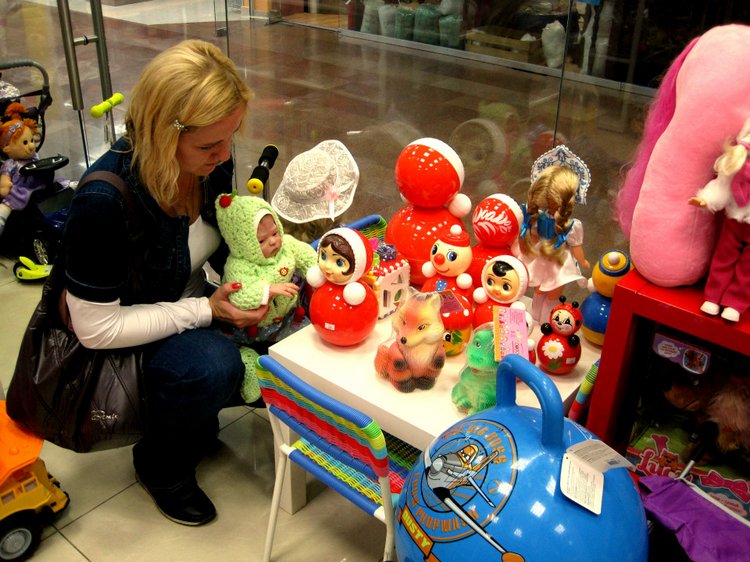 Наш приз в конкурсе - билет на выставку Международный Салон кукол 2016