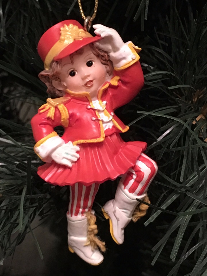 Новогодние красоты — Домашние коллекции кукол: фото собраний