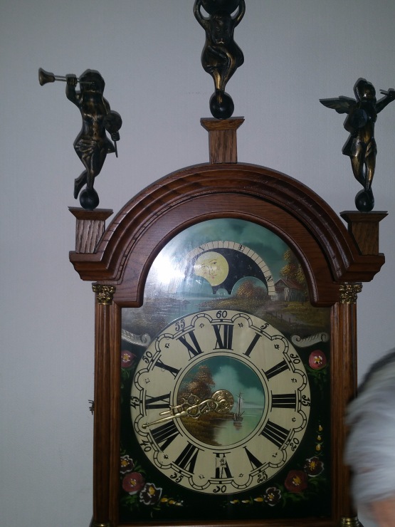 Старинные часы еще идут. Коллекция старинных часов - часть вторая