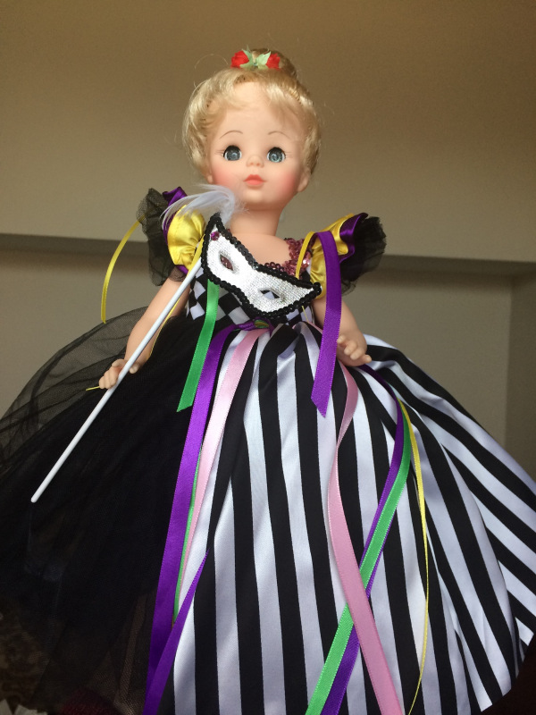 С корабля на карнавал, или снова Мадам Александер