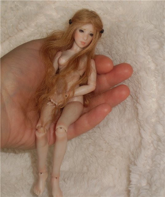 BJD Primrose Maiden: Black Cherry
