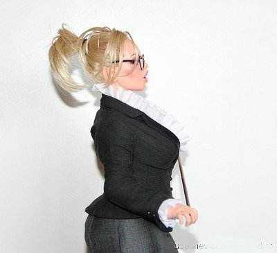 Авторские куклы Владимира Сушкевича. Автор портретных и реалистичных кукол, любитель пышных форм (фото 4)