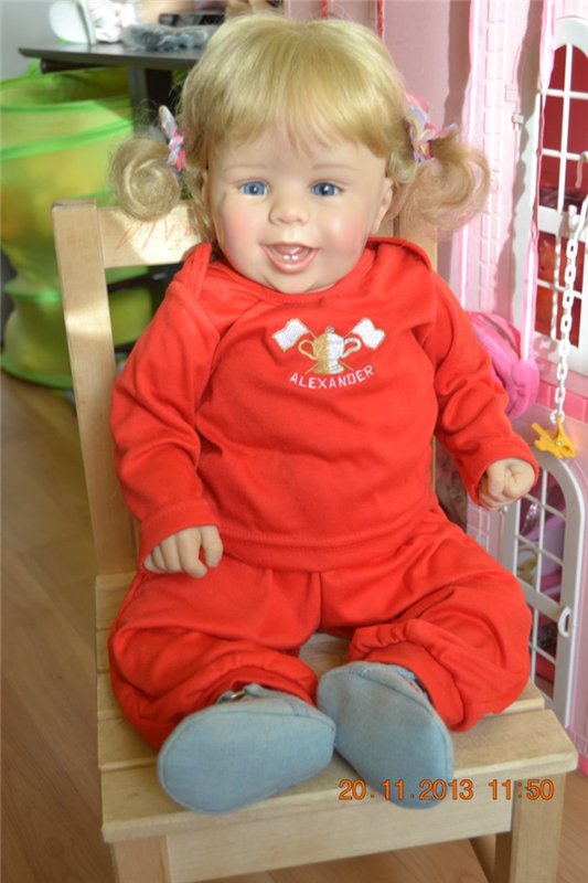 Кофе с молоком или детский сад прибыл. Коллекционные куклы Laura Tuzio Ross и Monika Gerdes