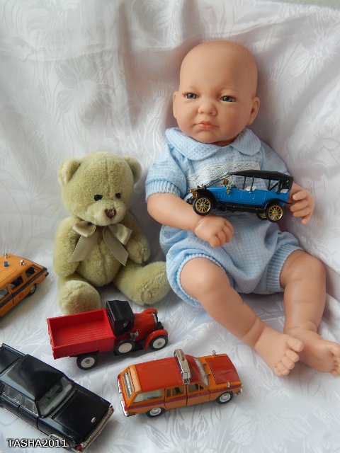 Испанские куклы и ретро-автомобили или "Все мальчики любят машинки" (фото 9)