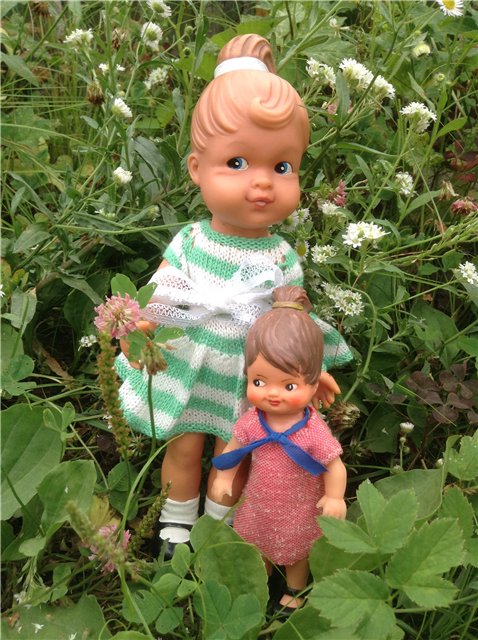 Мои куклы и пупсики ГДР, часть 2, прогулка в саду (фото 3)