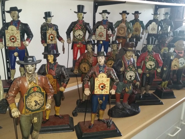 Старинные часы еще идут. Коллекция старинных часов - часть вторая