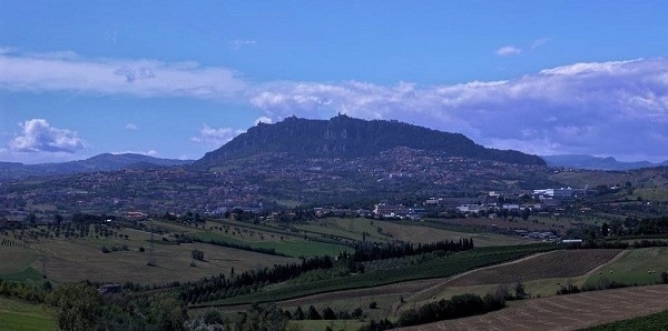 Приключения Минуш в Италии Часть 1. Сан-Марино. Государство в облаках