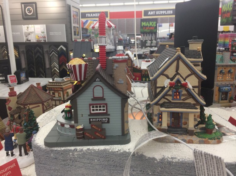 Праздник к нам приходит — Новый год и Рождество: праздничные фото кукол