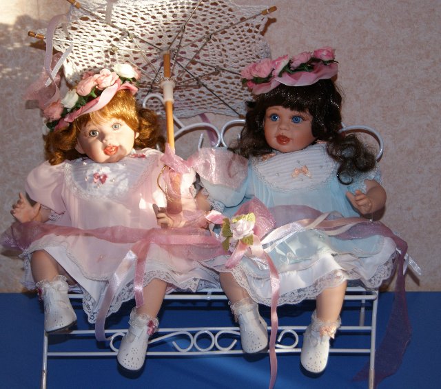 Две очаровательные карамельки Baby Truffles и Lil Cupcakes от FayZah Spanos (фото 3)