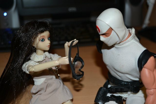 Драма, разыгравшаяся на моем столе. Вия - девушка J-doll от Jun Planning и Киншин (Сердце меча) от Hasbro | Бэйбики Драма, разыгравшаяся на моем столе. Вия - девушка J-doll от Jun Planning и Киншин (Сердце меча) от Hasbro