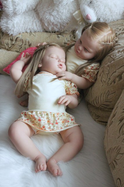 Сестенки Арианночки. Куколки реборн Виктории Вишни