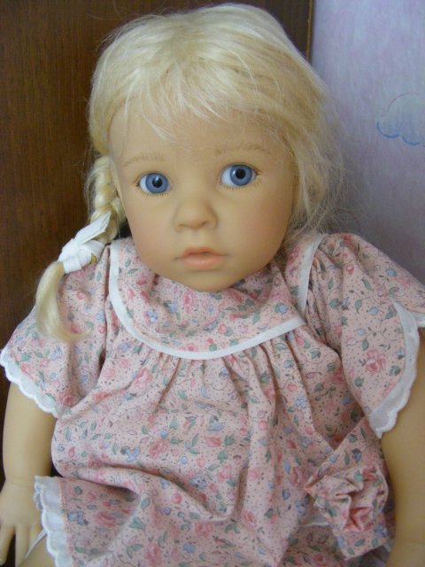 Маленькая незнакомка девочка-цветочек от Элизабет Линднер