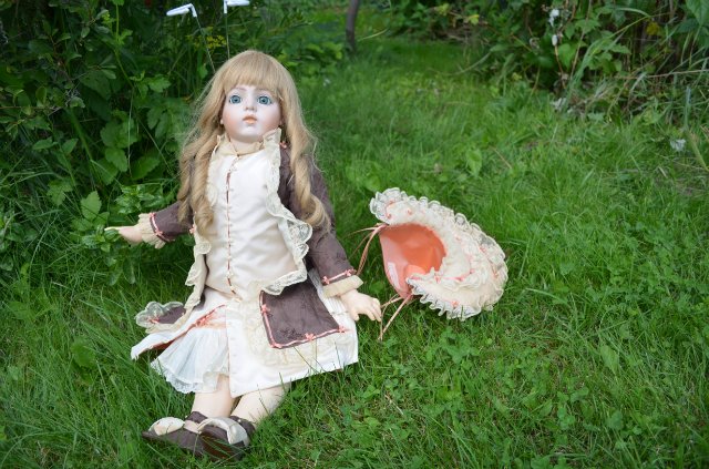 Девочка из прошлого века. Первая реплика Брю приехавшая ко мне