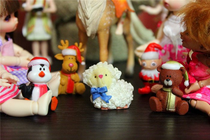 Новый Год к нам мчится! :)