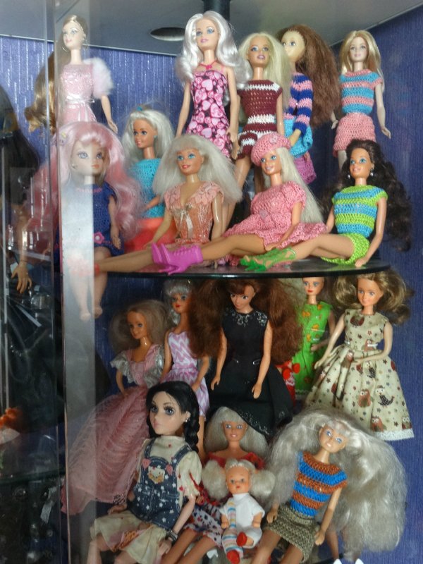 Где всё это умещается? Или моё кукольное царство (фото 7)