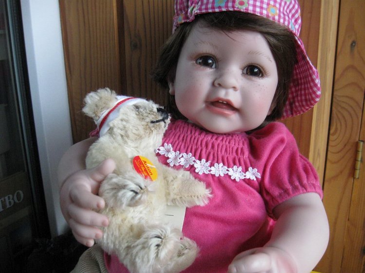 Разные детки Адора одного молда