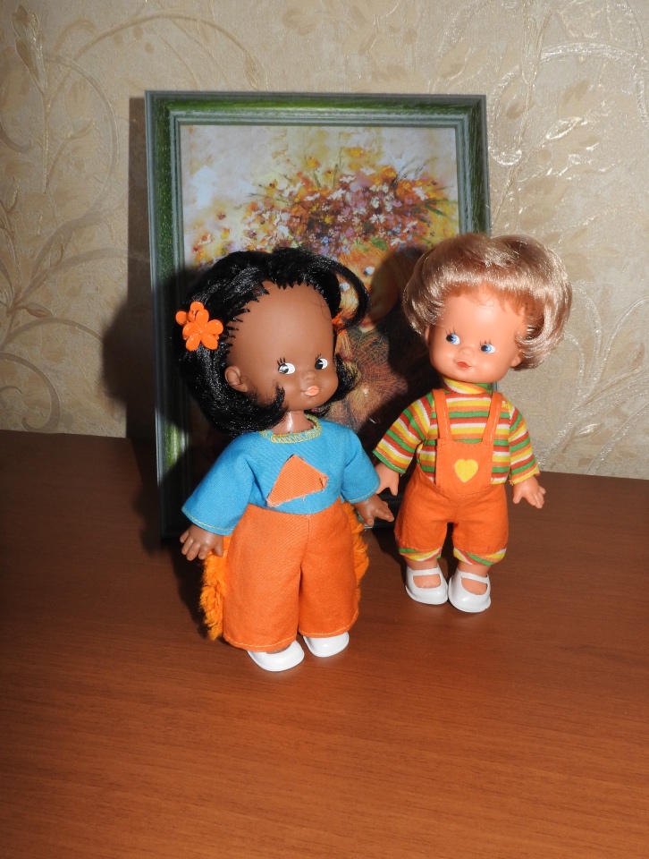 Заманчивое увлечение. Маленькие куколки ГДР - косолапки, 17 см, кто они