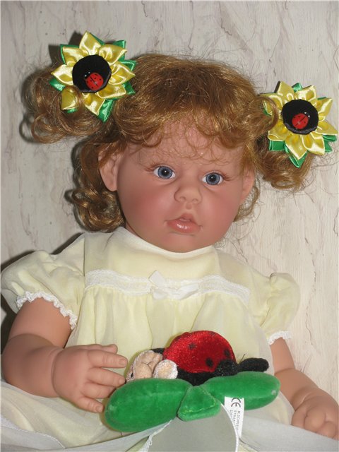 Заколки для красавиц в стиле канзаши (фото 9)