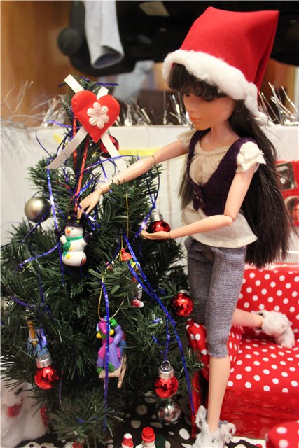 Новогодняя подготовка | Бэйбики Новогодняя подготовка — Куклы Bratz (Братц) и Moxie Girlz: MGA