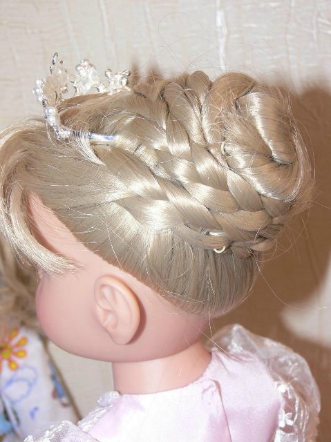 Утро у модниц. Одежда для кукол Gotz своими руками