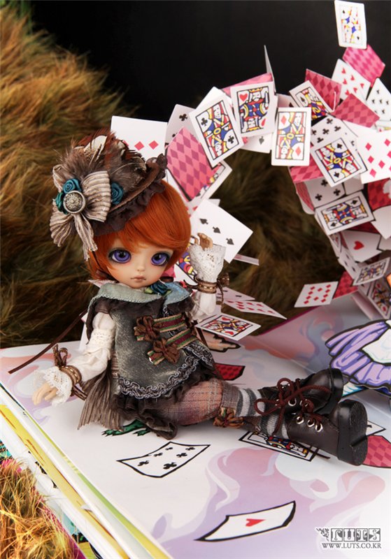 Tiny Delf 20 PETER - HATTER