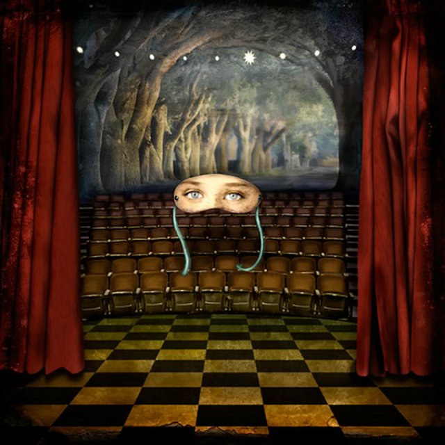 Глубока ли кроличья нора или Хэллоуин в Зазеркалье