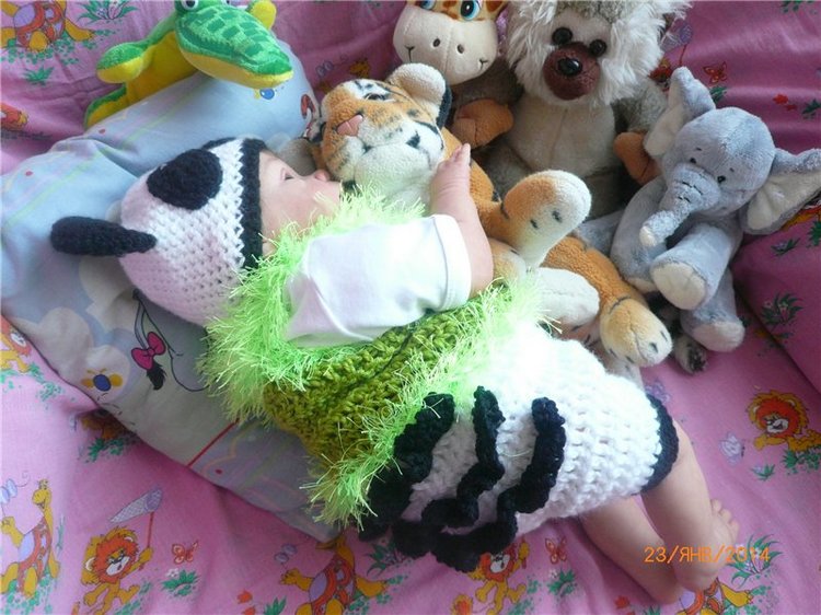 Для маленькой дочки я связала костюмчик :) (фото 4)