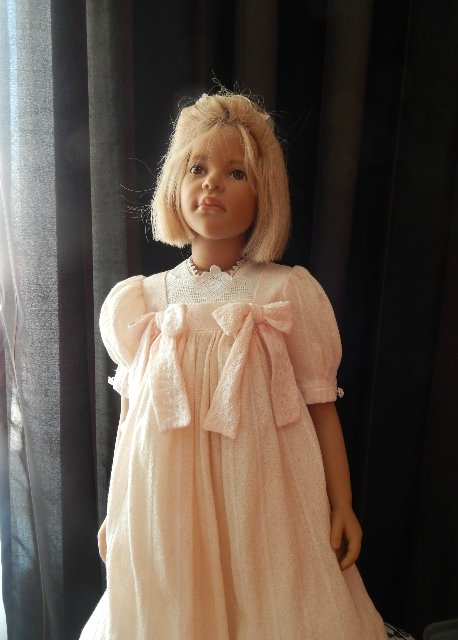 Яркая блондинка от Ilse Wippler для Sigikid (фото 2)