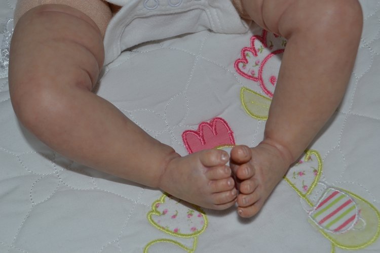 Кто то у меня сегодня родился... предположительно девочка реборн