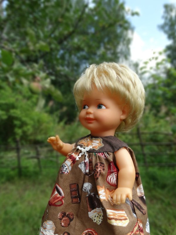 Вечеринка под яблоней — Винтажные куклы ГДР (Немки): Бигги