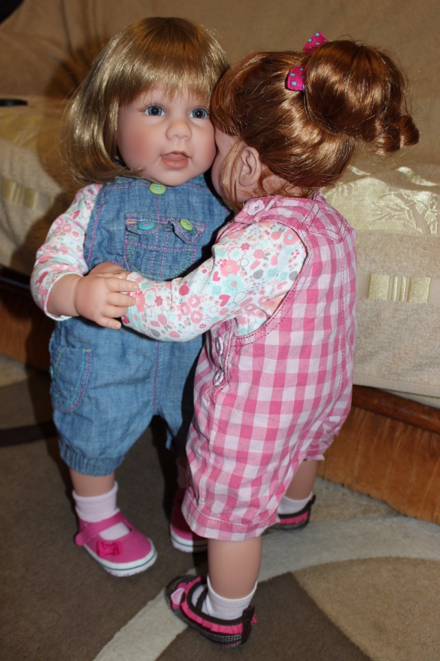 Сказочная девочка Алиса Classic Charm Lee Middleton doll