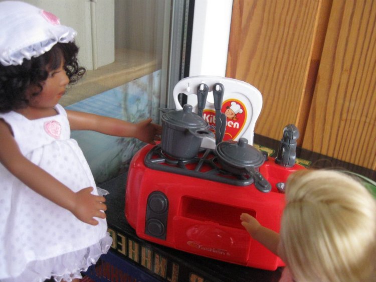 Бытовая техника для наших маленьких кукол-хозяюшек