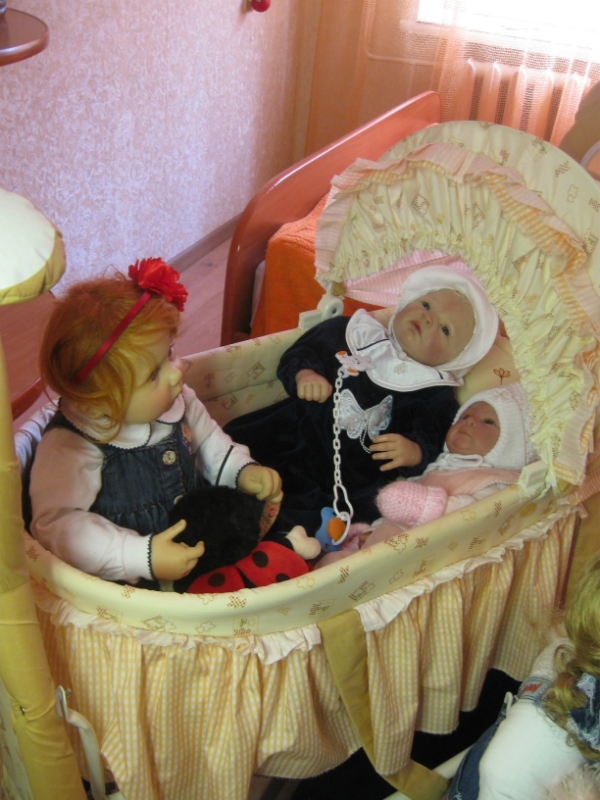 Мои старшенькие в няньках