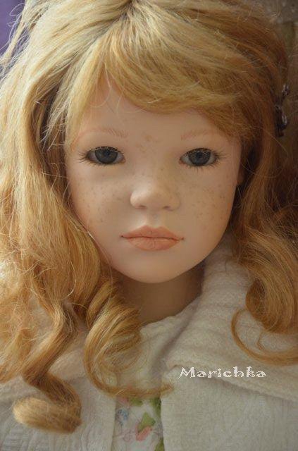 Нежная и задумчивая Агнешка, Agnieszka в окружении сестриц Zawieruszynski 2008