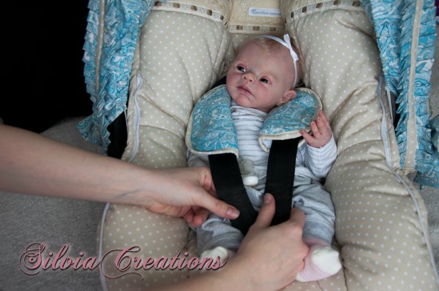 Молд с синдромом дауна PEBBLES в исполнении SILVIACREATIONS