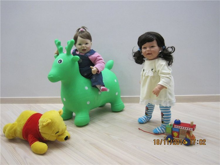 Две сестрёнки. Куклы Lee Middleton Лёля и Катюша