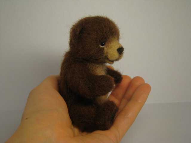 Мишка косолапый по лесу идет. Игрушки валянием из шерсти (фото 10)