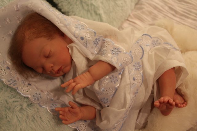 Спящий малыш реборн Мартин (фото 8)