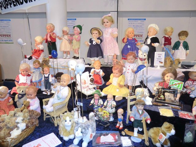 Выставка TEDDYBÄR TOTAL 2015 в Мюнстере. Часть третья - кукольно-старинная | Бэйбики Выставка TEDDYBÄR TOTAL 2015 в Мюнстере. Часть третья - кукольно-старинная (фото 5)