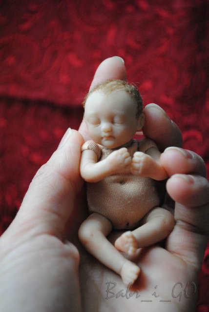 Малый формат. Кроха голубых кровей (фото 6)