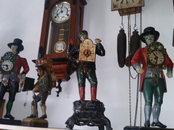 Старинные часы еще идут. Коллекция старинных часов - часть вторая