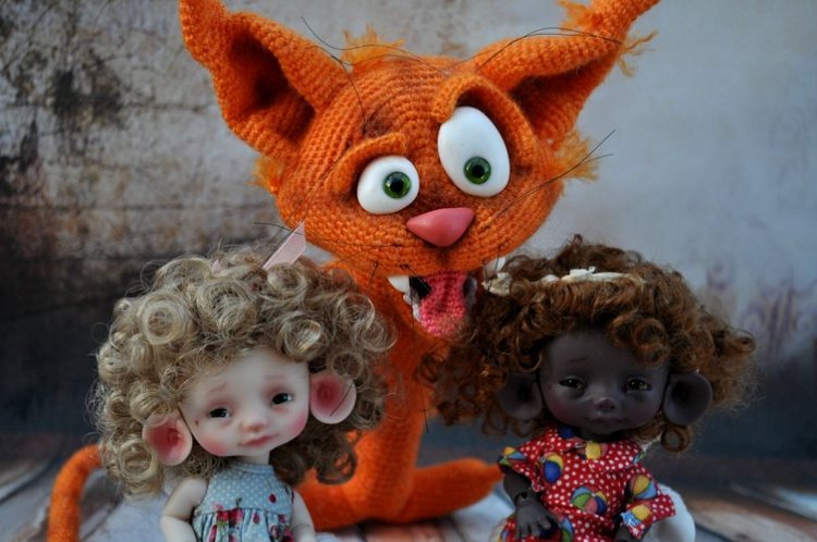 Существует ли дружба между котами и мышами? А если это мышки Никки Бритт